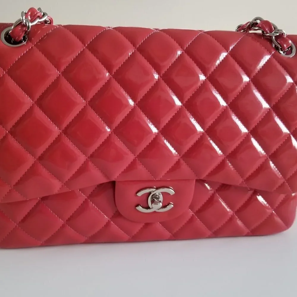 Authentic Chanel Red Patent Leather Jumbo Classic Double Flap Chain Shoulderbag